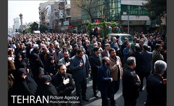 تشییع سه شهید گمنام در میدان فاطمی 15
