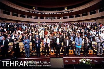 آیین تجلیل از جان باختگان و آسیب دیدگان حین خدمت شهرداری تهران 19