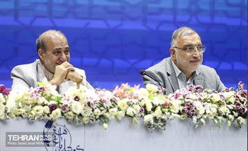 هم اندیشی صمیمانه شهردار تهران با سازندگان شهر 13