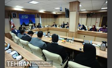 حضور زهرا نژاد بهرام در مرکز ارتباطات شهرداری تهران 1