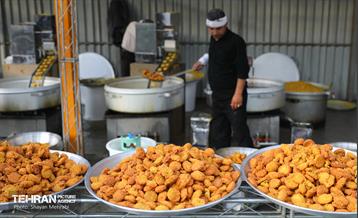 بدرقه خادمان و زائران اربعین 10