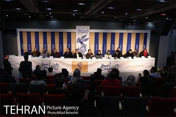 نشست خبری فیلم مردن در آب مطهر 14