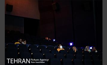 رعایت پروتکل های بهداشتی در پردیس سینمایی ملت 21