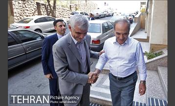 بازدید شهردار تهران از موسسه مطبوعاتی همشهری  2