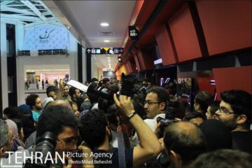 اکران خیریه فیلم سینمایی چهارشنبه به نفع زندانیان‎ 3