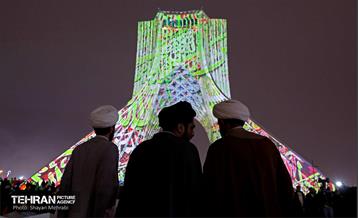 نور افشانی در شب سالگرد پیروزی انقلاب اسلامی - 2 15