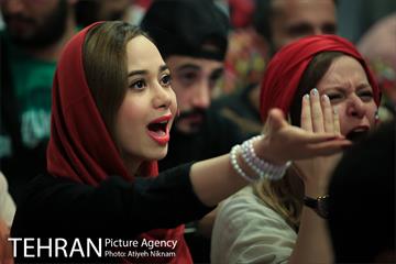 تماشای بازی تیم های ملی ایران و اسپانیا در پردیس سینمایی چارسو  18