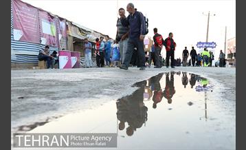 پیاده روی زائران به سمت کربلا از مرز شلمچه 23