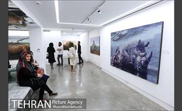 نمایش نقاشی های یحیی رویدل با عنوان گراند در گالری ثالث‎ 5