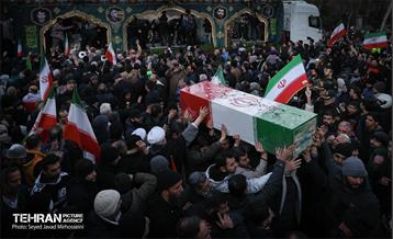 تشییع پیکر ۱۰۰ شهید مردمی و مدافع امنیت در تهران - 3 9