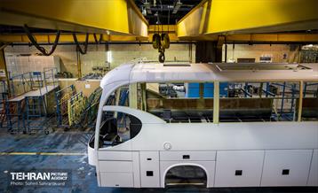 بازدید شهردار تهران از کارخانه خودروسازی «عقاب افشان» 25