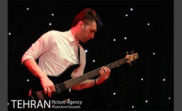 کنسرت حسین خواجه امیری (ایرج) در بندرعباس‎ 32