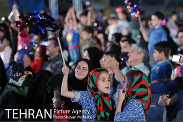 "جشن فرشته ها" در بوستان زندگی 6
