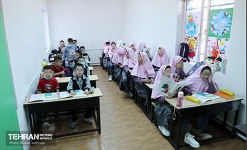 به وقت خدمت؛ مرکز «پویا شهر» ویژه کودکان کار