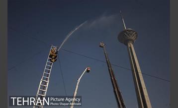 بازدید دکتر نجفی از مانور نیروهای آتش نشانی 9