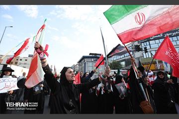 تشییع پیکر آقای شهید ایران - 3 58