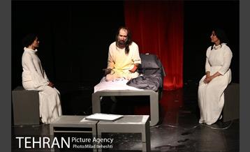 نمایش ویرانی‎ 21