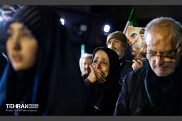 مراسم عزاداری شهادت رهبر انقلاب اسلامی در میدان شهدای هفتم تیر 6