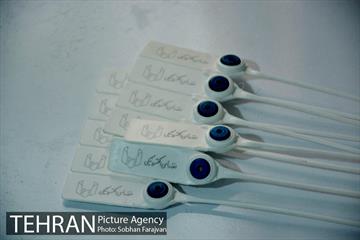 آموزش نحوه عملکرد دستگاه رای گیری الکترونیکی برای اعضای ستاد انتخابات شورایاری ها 5