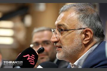 دیدار شهردار تهران با نخبگان منطقه 16 شهرداری 36