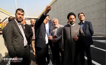 بازدید عضو شورای شهر از پروژه‌های منطقه ۲۲ 24