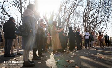 تور تهرانگردی ویـژه خانواده دیپلماتیک در منطقه 22