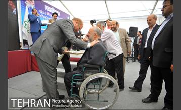 آیین افتتاح و بهره برداری از پروژه های منطقه 15 با حضور دکتر قالیباف 37