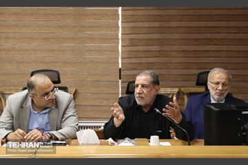 دیدار جمعی از نمایندگان مجلس شورای اسلامی با شهردار تهران  9