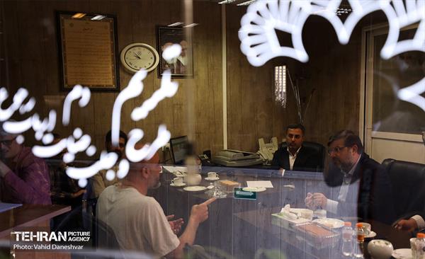 ملاقات مردمی عضو شورای اسلامی شهر تهران با شهروندان منطقه ۱۷