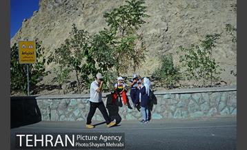 اولین دوره پیاده روی خانوادگی ایثارگران شهرداری تهران 3