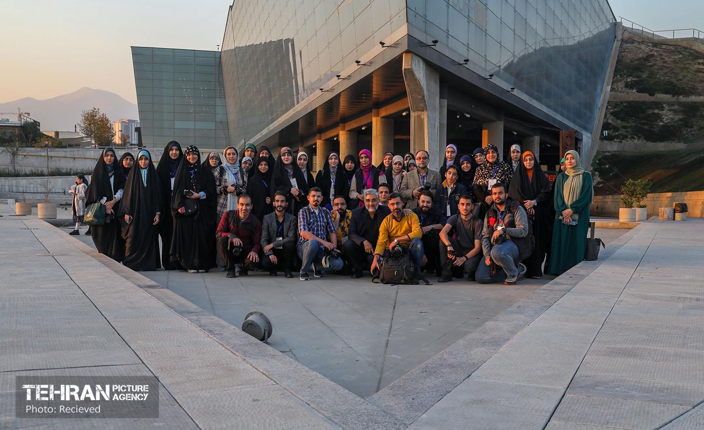 چهارمین جلسه از سلسه تورهای عکاسی انسان، کتاب، زندگی 2