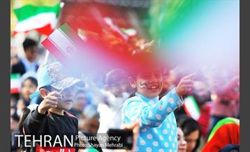 جشن بزرگ روز جمهوری اسلامی با حضور عمو پورنگ 2