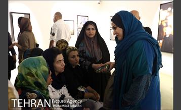 افتتاحیه نمایشگاه عکس های نوشین جعفری از فیلم لانتوری‎ 9