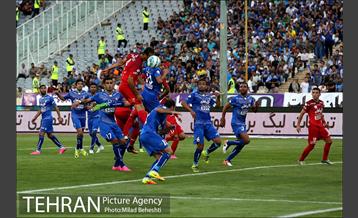 دیدار پرسپولیس و استقلال در لیگ برتر فوتبال 21