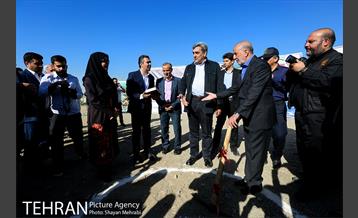 مراسم کلنگ زنی مجموعه چهارباغ با حضور شهردار تهران 2