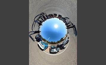 تور مجازی گردهمایی خودروهای کلاسیک در پیست آزادی