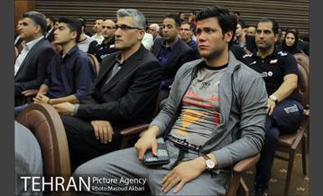 جشن قهرمانی لیگ والیبال و رونمایی از پیراهن تیم ملی