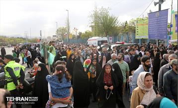 نماز عید فطر در مصلی تهران 27