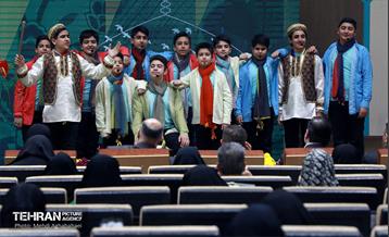 تجلیل و تکریم مادران شهید در منطقه هشت  19