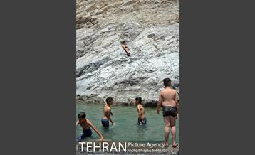 جاری‌ شدن آب در چشمه‌علی 28