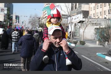 راهپیمایی ۲۲ بهمن در تهران - ۲ 35