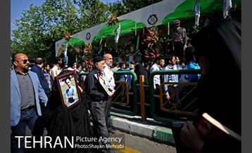 مراسم تشییع پیکرهای مطهر ۱۵۰ شهید تازه‌ تفحص‌ شده دفاع مقدس 2