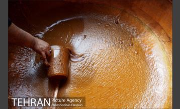 آیین سنتی " سمنوپزان" در میدان امام حسین (ع) 29