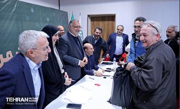 دیدار شهردار تهران با جمعی از شهروندان ارمنی تهران 3