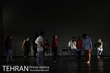 نمایش شیهیدن 1