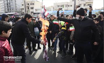 راهپیمایی ۲۲ بهمن در تهران -۱ 7