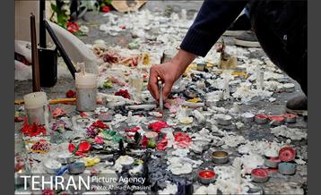 ادای احترام تهرانی ها به شهدای آتش نشان پلاسکو 6