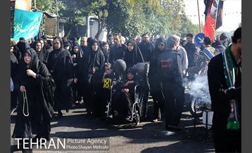 پیاده روی جاماندگان اربعین حسینی(ع) در تهران-2 5