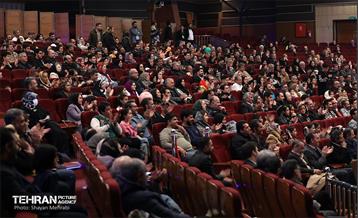 آیین تجلیل از همکاران شرکت خودرو سرویس شهر 44