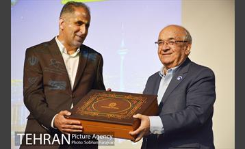 تجلیل از پدر نجوم آماتوری ایران 13